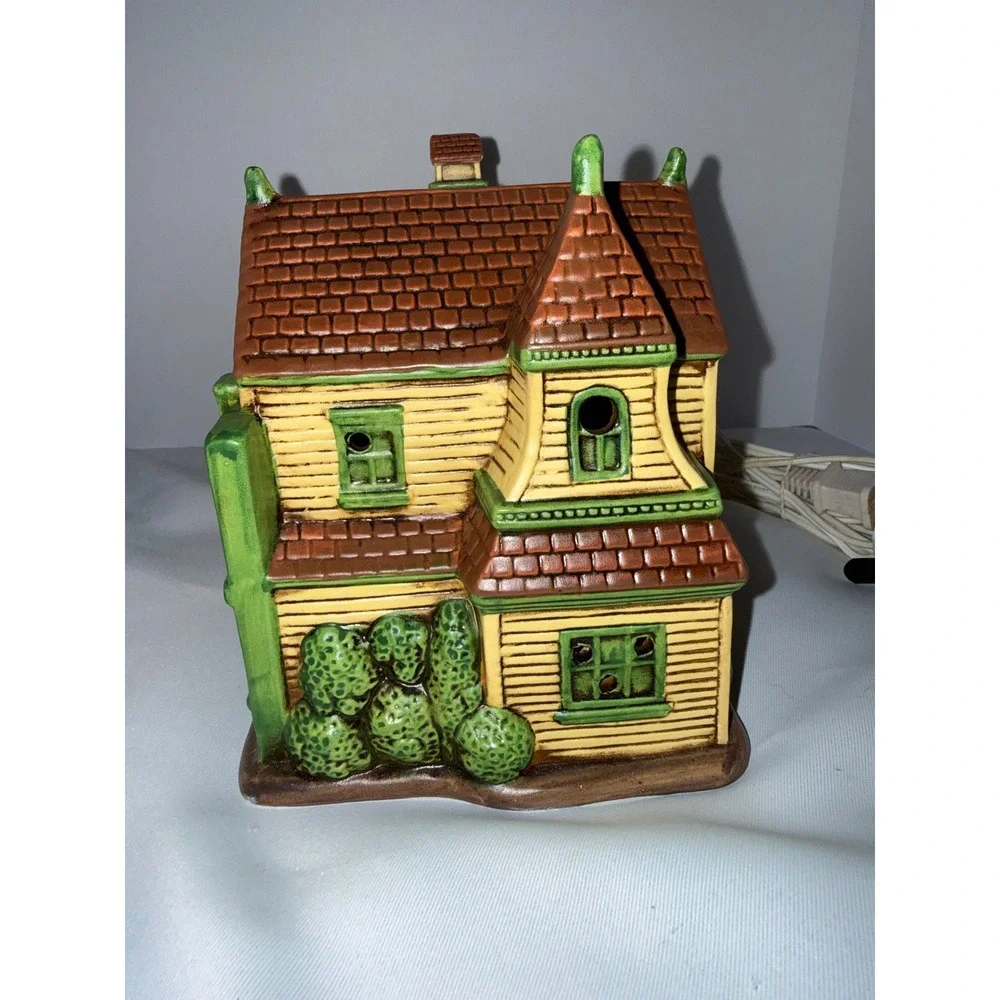 Schmid Charles Wysocki Hamilton Haberdashery Americana Celebration Village 1988